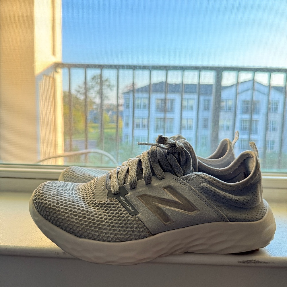 New Balance Fresh Foam SPT Sport V2 running shoes